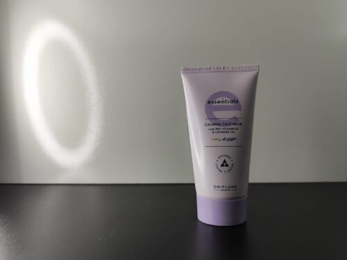Mascarilla facial calmante con provitamina B5 y aceite de lavanda