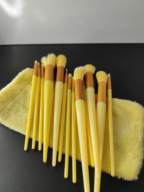 Brochas de maquillaje - Image 3