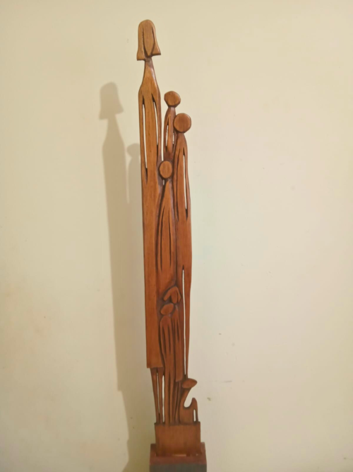Escultura Madre Soltera