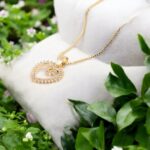 Cad. con Dije Corazón Cursiva Zirconia Oro Lam