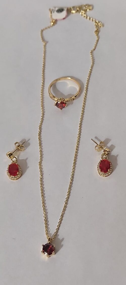 JUEGO DE CRISTAL ROJO EN ORO LAMNADO