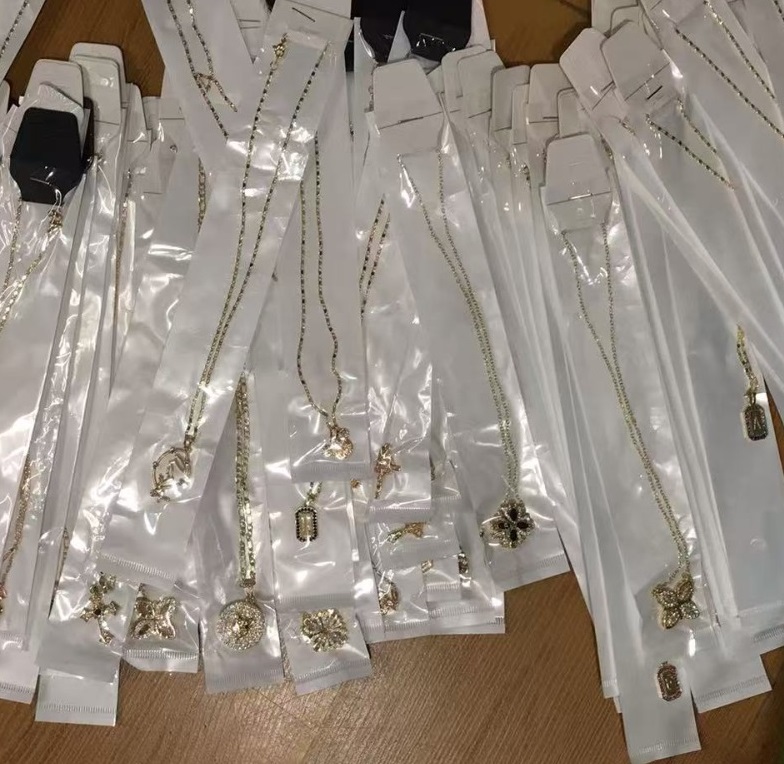 Image #1 from He****