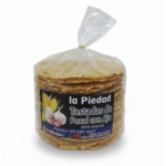 Tostada hecho de maíz natural