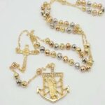 Collar religioso rosario rosa mistica