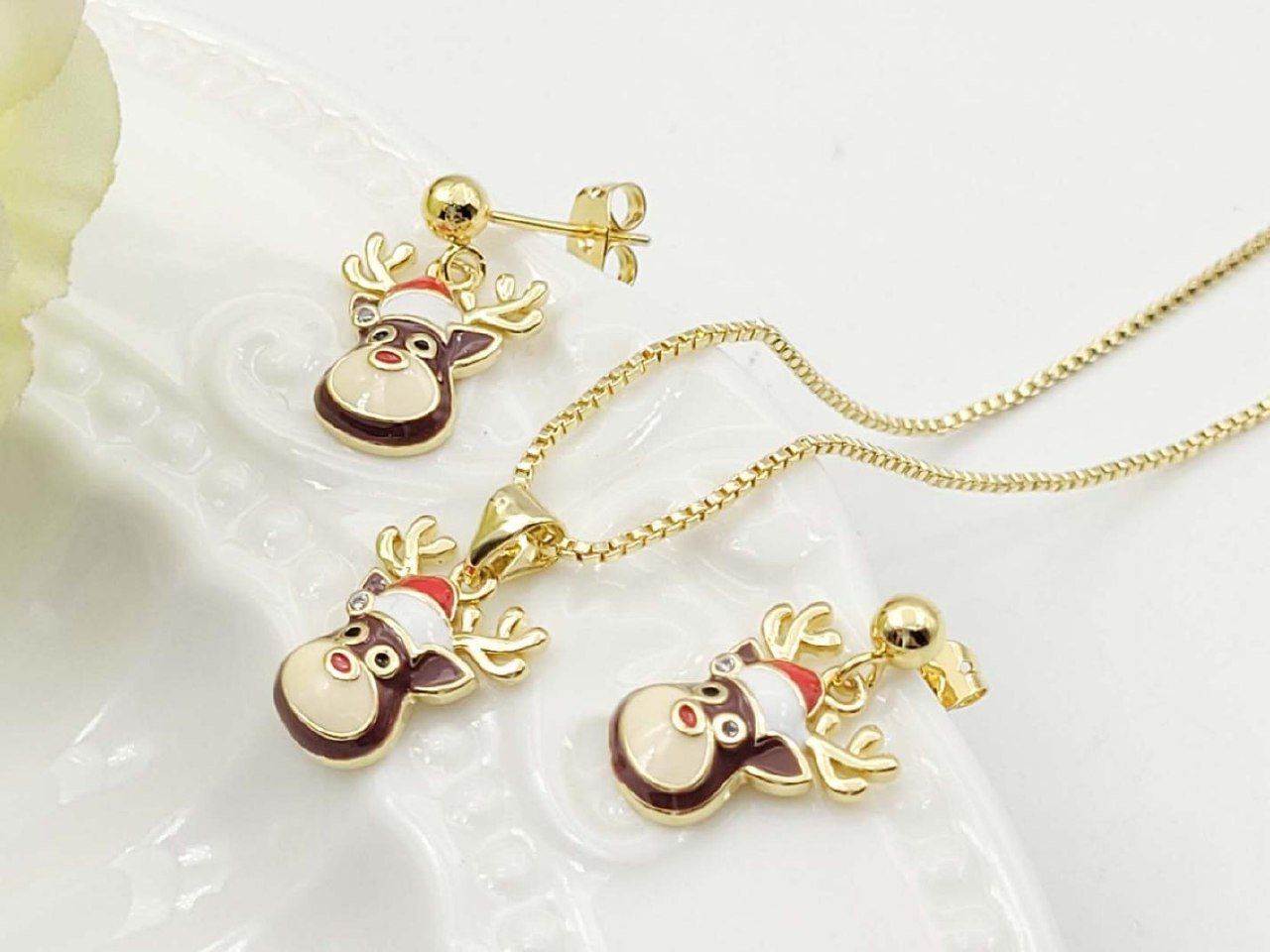 Set de aretes navideños con cadena oro 18 K - Imagen 2